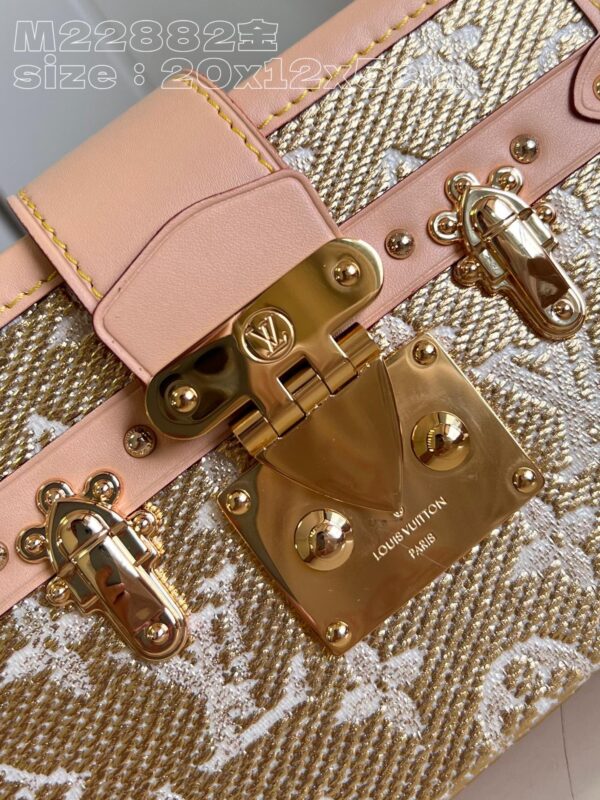 Louis Vuitton Petite Malle