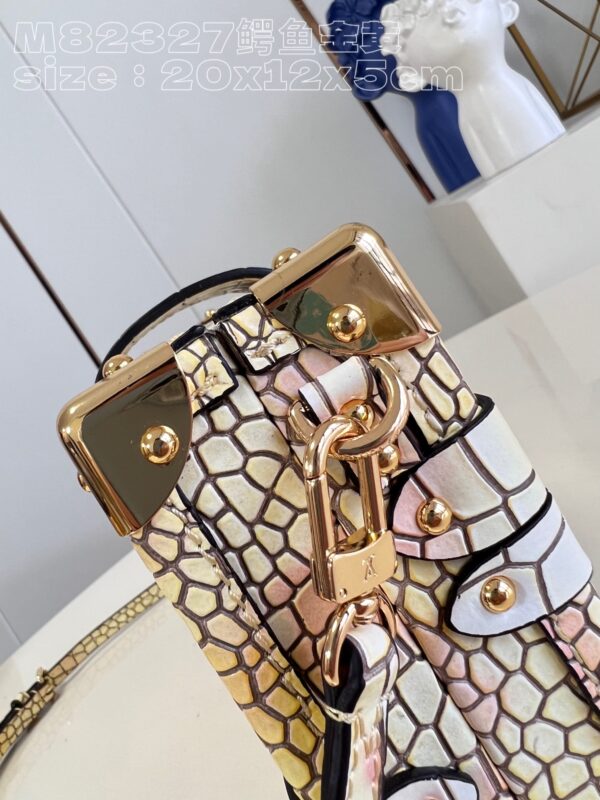 Louis Vuitton Petit Malle Handbag