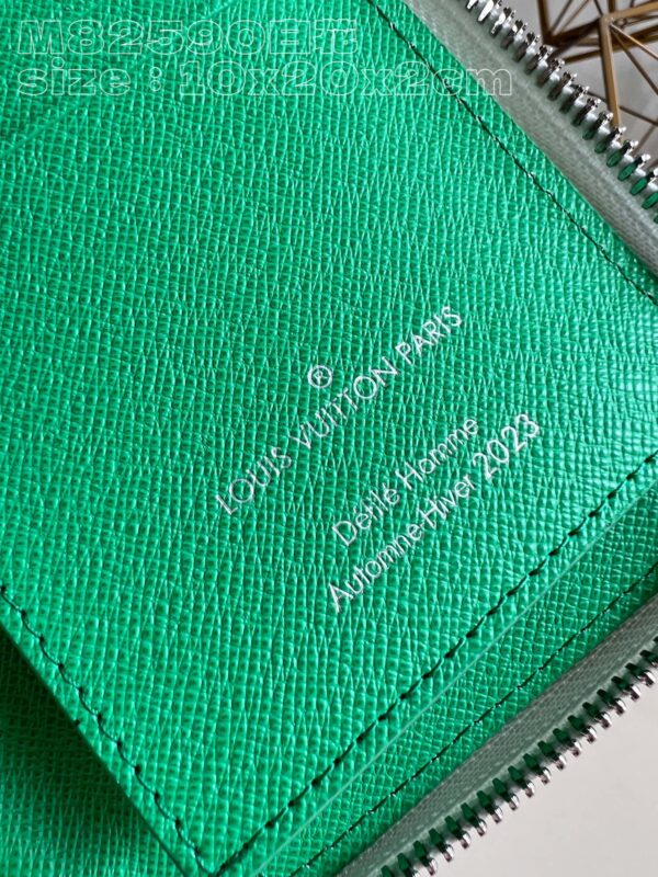 Louis Vuitton Zippy Vertical Wallet