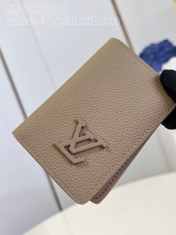Louis Vuitton  Pocket Organizer