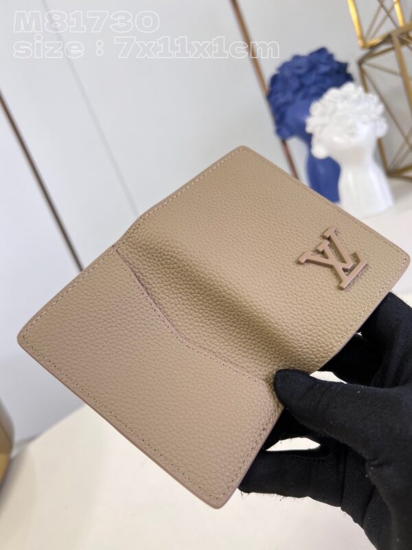 Louis Vuitton  Pocket Organizer