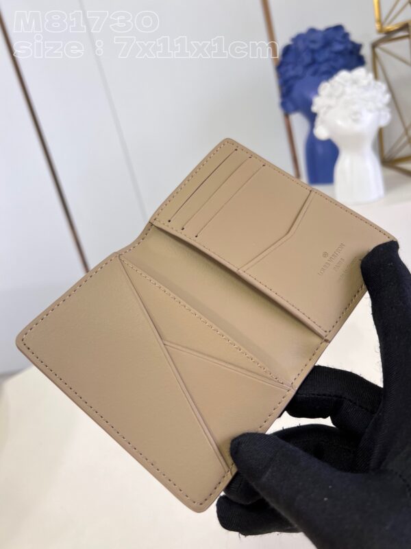 Louis Vuitton  Pocket Organizer