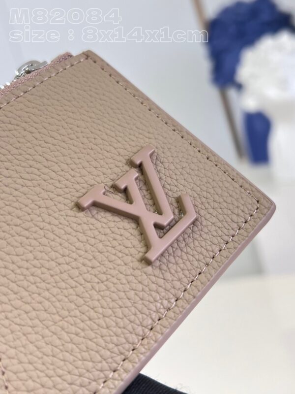 Louis Vuitton Coin Card Holder