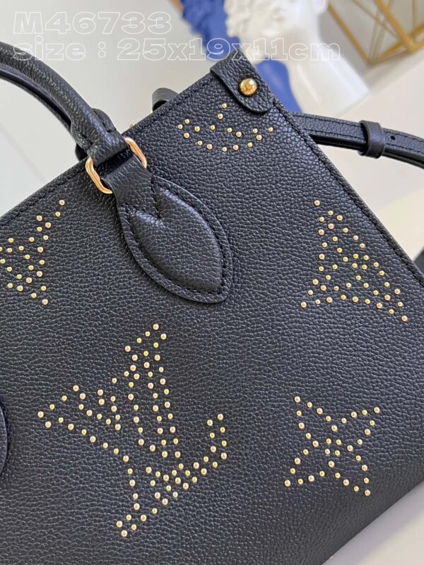 Louis Vuitton OnTheGo PM