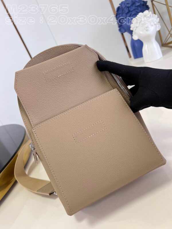 Louis Vuitton Pilot Slingbag