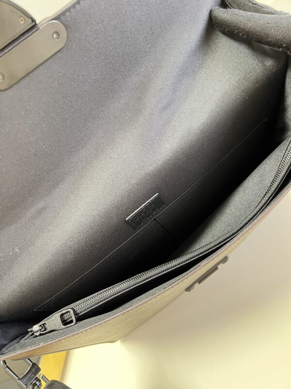Louis Vuitton S Lock Briefcase