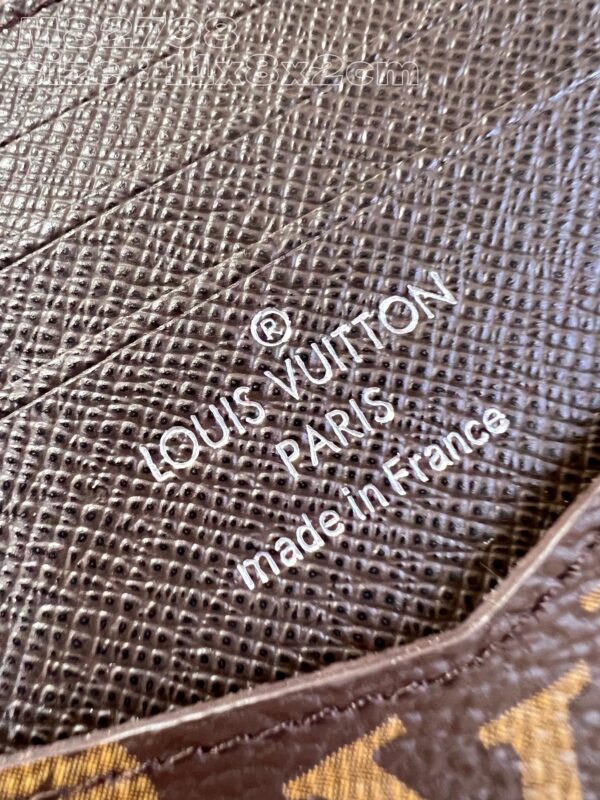Louis Vuitton  Slender  Wallet