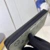 Louis Vuitton Zippy Wallet