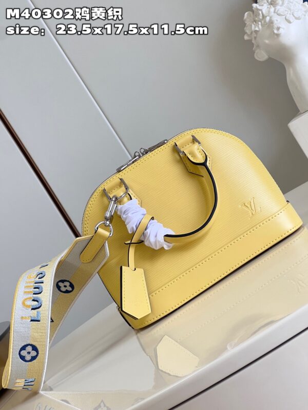 Louis Vuitton Alma BB