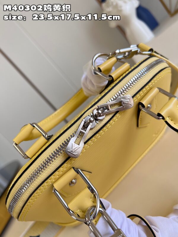 Louis Vuitton Alma BB