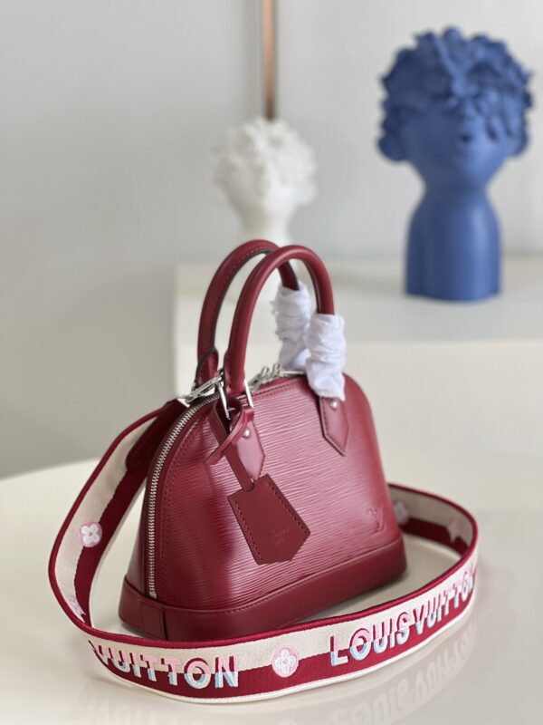 Louis Vuitton Alma BB