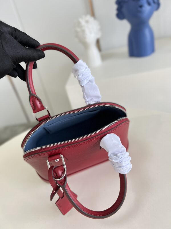 Louis Vuitton Alma BB