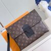 Louis Vuitton Pochette S-Lock