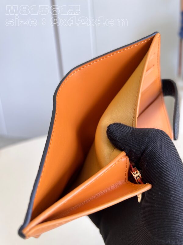 Louis Vuitton Vertical Compact Wallet