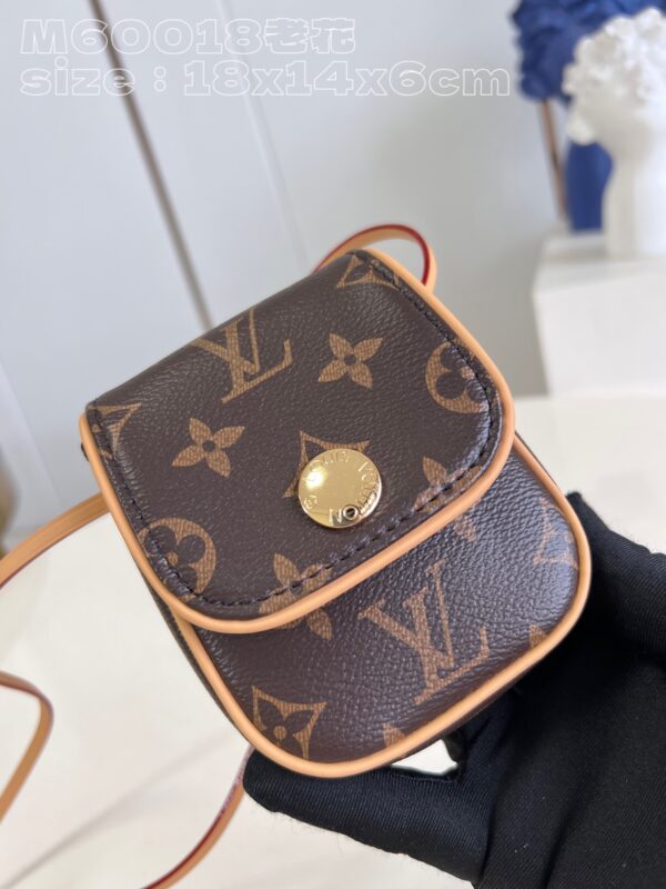 Louis Vuitton Pochette Cancun Pouch