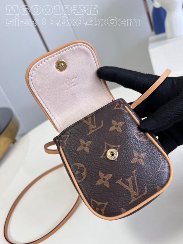 Louis Vuitton Pochette Cancun Pouch