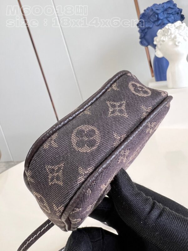 Louis Vuitton Pochette Cancun Pouch