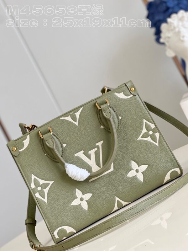 Louis Vuitton Onthego PM