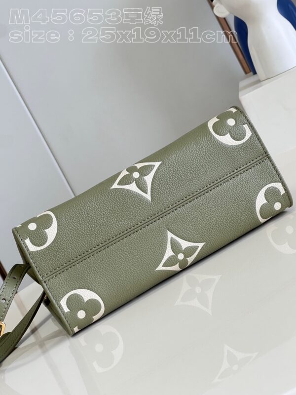 Louis Vuitton Onthego PM