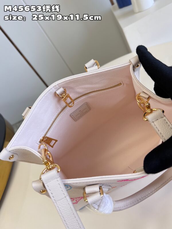 Louis Vuitton Onthego PM