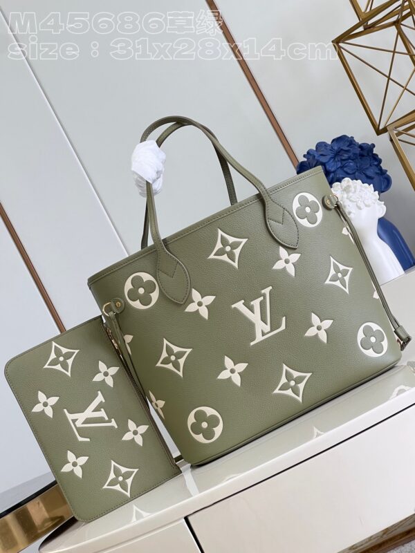 Louis Vuitton Neverfull MM