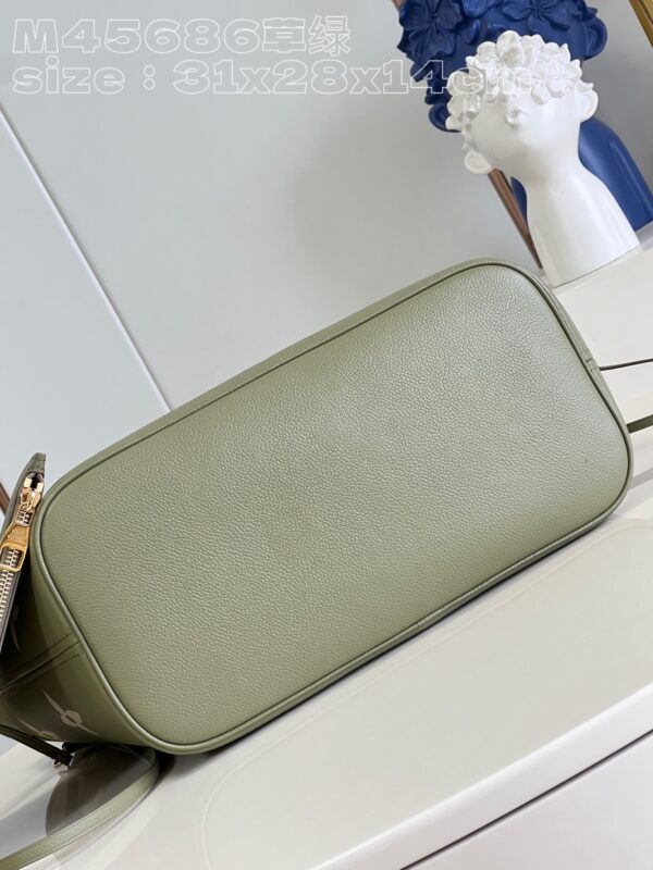 Louis Vuitton Neverfull MM