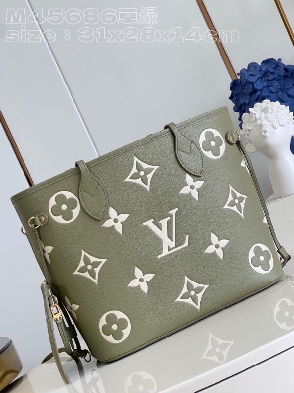 Louis Vuitton Neverfull MM