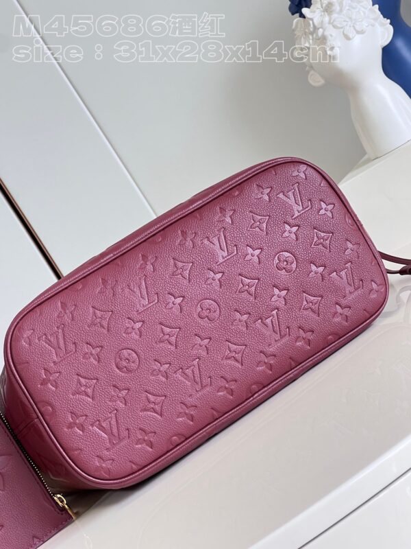 Louis Vuitton Neverfull MM