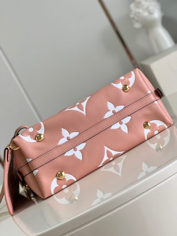 Louis Vuitton CarryAll PM Bag