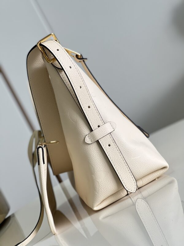 Louis Vuitton CarryAll PM Bag