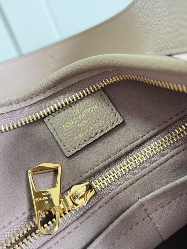 Louis Vuitton CarryAll PM Bag