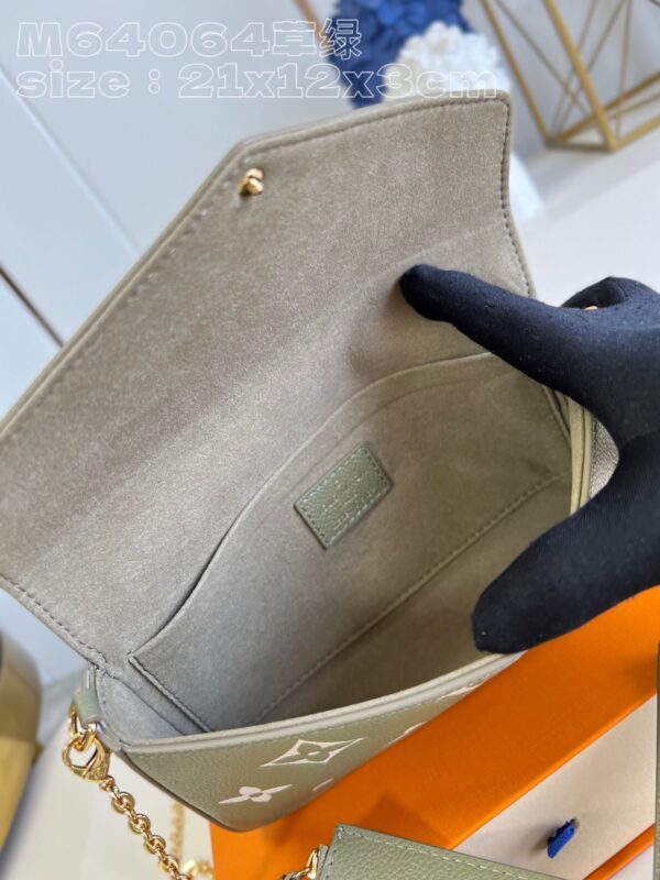 Louis Vuitton  Pochette Félicie