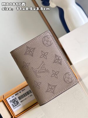Louis Vuitton Cléa Wallet