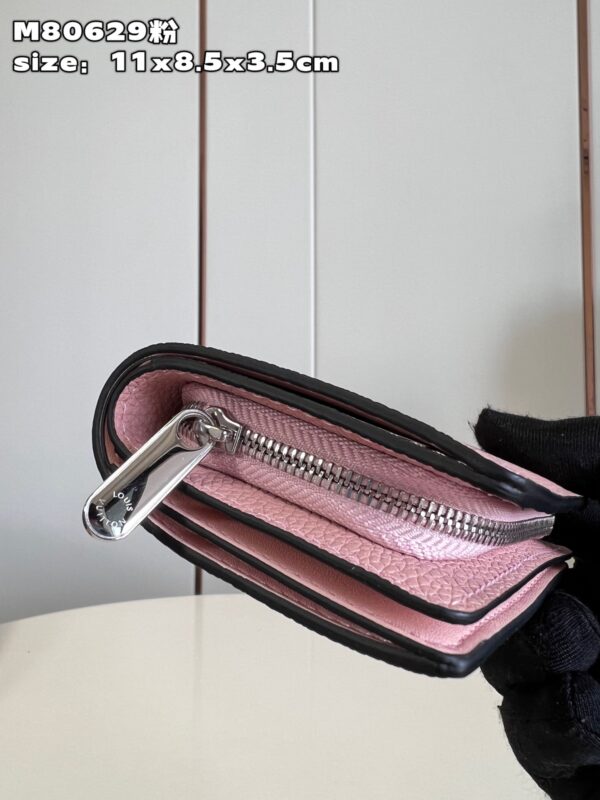Louis Vuitton Cléa Wallet