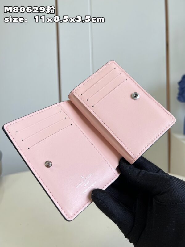 Louis Vuitton Cléa Wallet