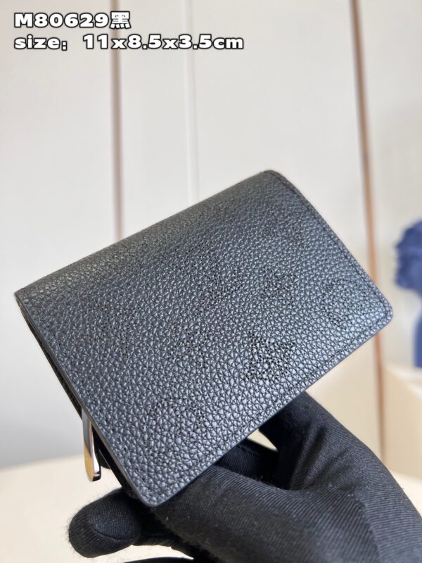 Louis Vuitton Cléa Wallet