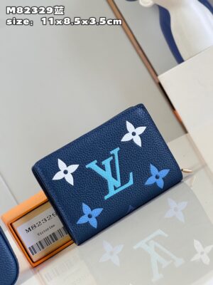 Louis Vuitton Cléa Wallet