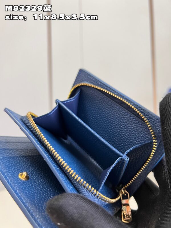 Louis Vuitton Cléa Wallet