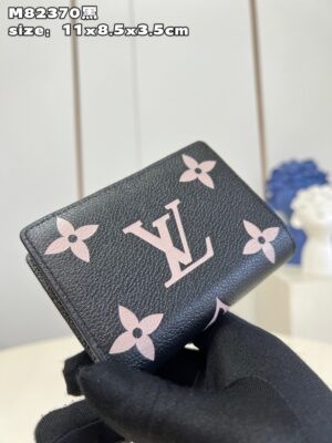 Louis Vuitton Cléa Wallet
