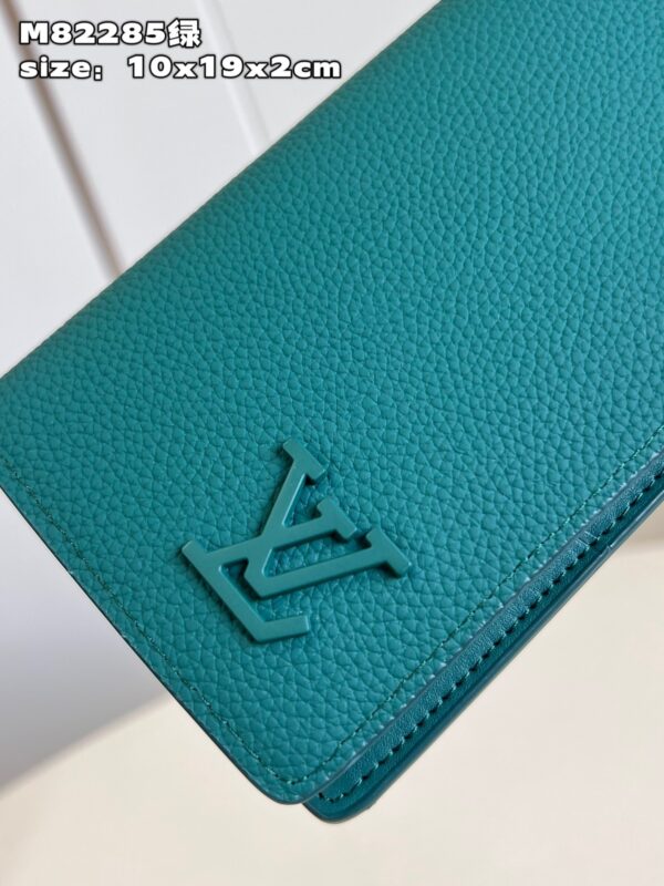 Louis Vuitton Aerogram Brazza Wallet