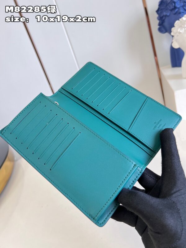 Louis Vuitton Aerogram Brazza Wallet