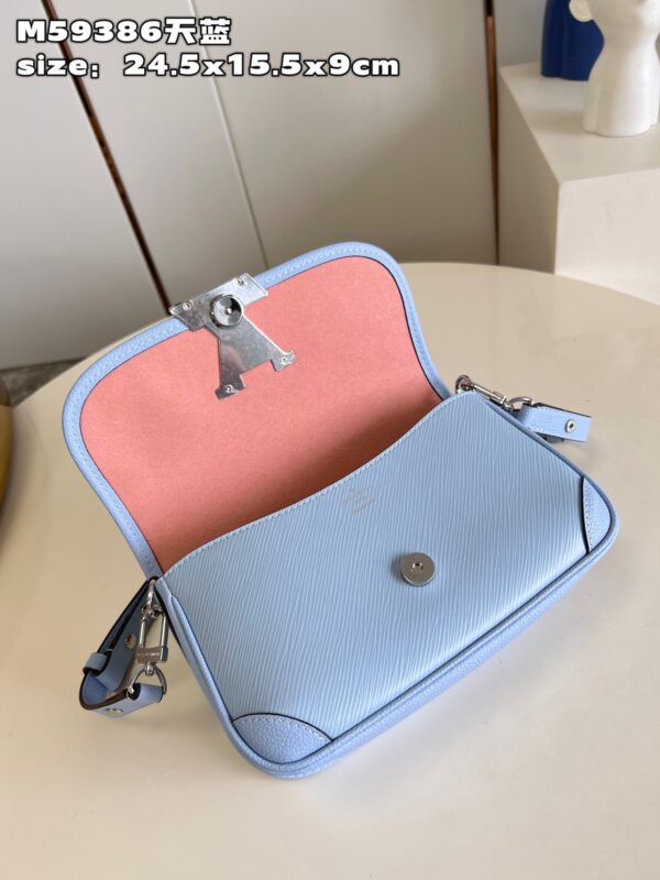 Louis Vuitton Buci