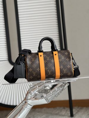 Louis Vuitton Keepall Bandoulière 25