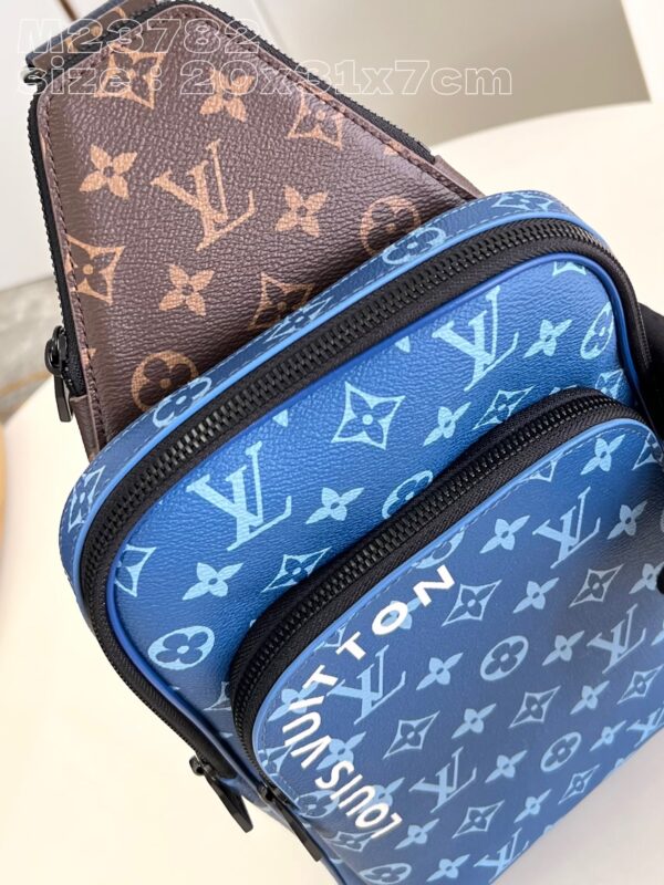 Louis Vuitton Avenue Slingbag NM