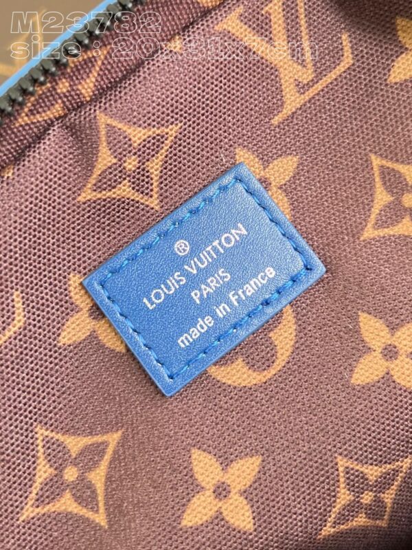 Louis Vuitton Avenue Slingbag NM