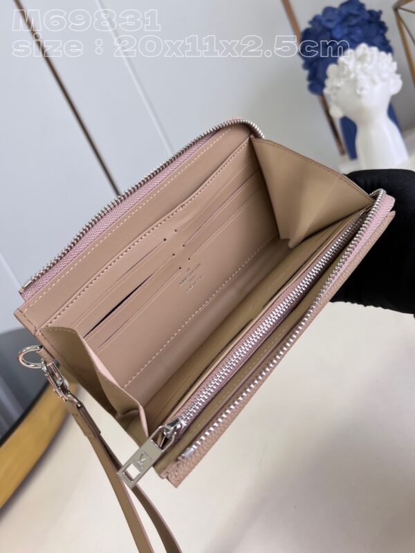 Louis Vuitton Aerogram