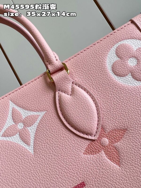 Louis Vuitton OnTheGo MM