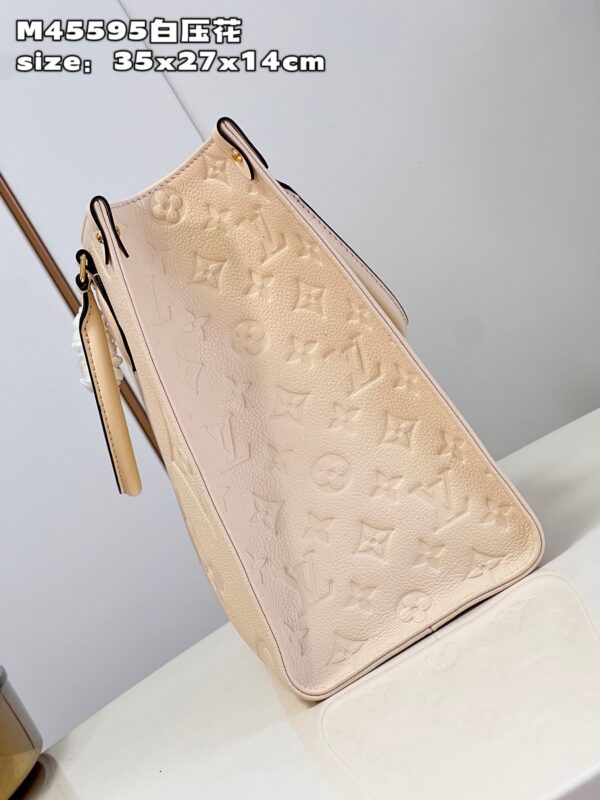 Louis Vuitton OnTheGo MM