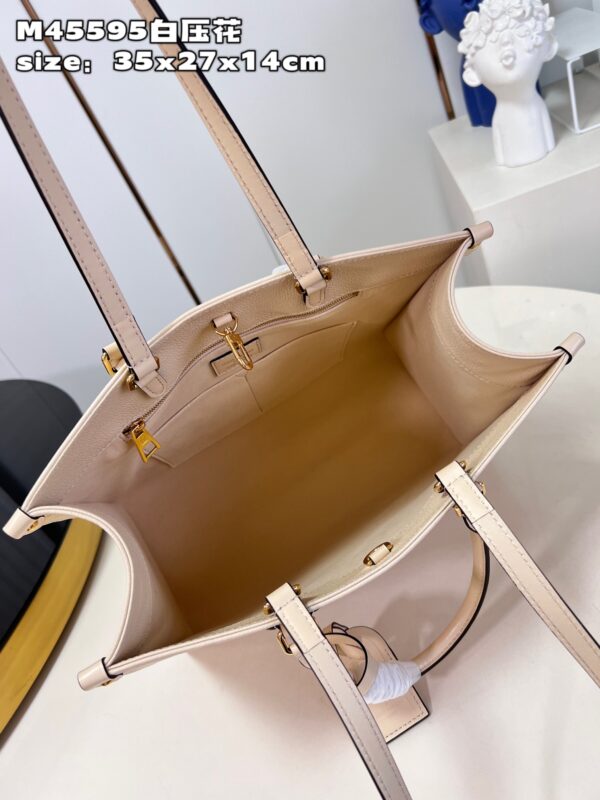Louis Vuitton OnTheGo MM