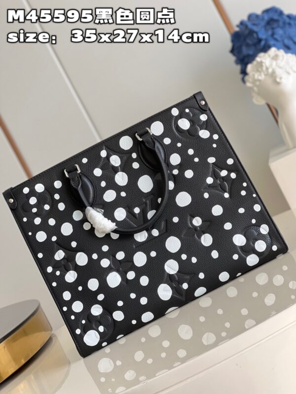 Louis Vuitton OnTheGo MM